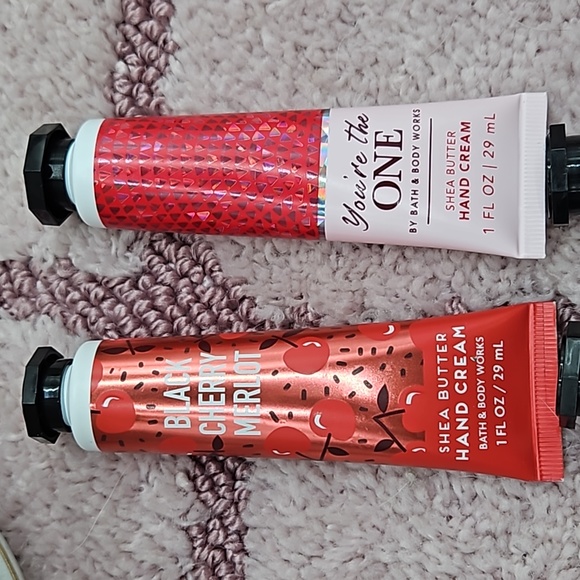 nwt 4 BATH & BODY WORKS Hand Lotions Cherry Merlot, The One, Candy Apple Waikiki - Picture 2 of 3